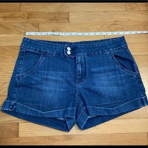 Vigoss cuffed denim shorts
